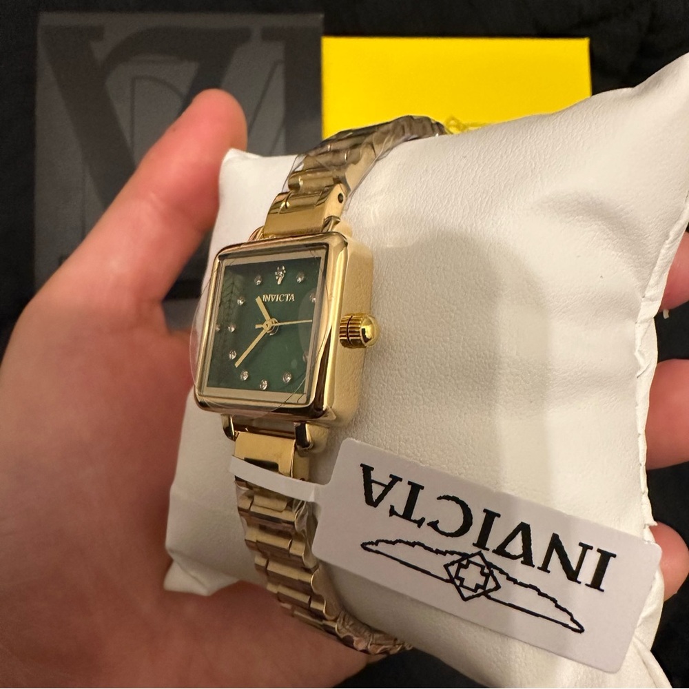 Invicta Wildflower Women's Watch - 22mm, Gold & Green (69429) - Picture 8 of 10